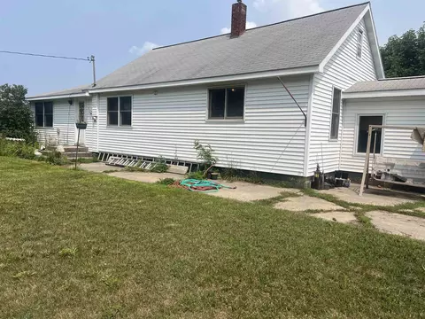 4955 S French, Cedar, MI 49621 photo 19
