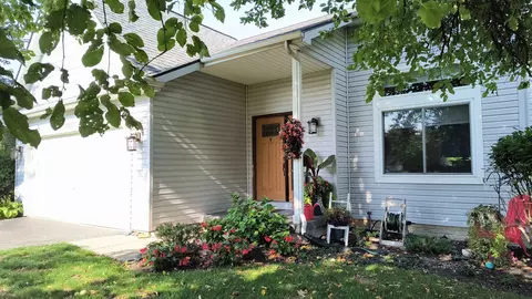 15021 Knottingham, Linden, MI 48451