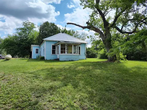 9091 Eight Point Lk, Lake, MI 48632