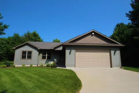 19884 Arthurs, Lake Ann, MI 49650