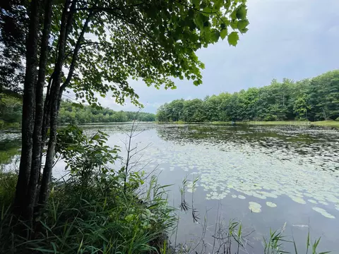 N Hobbs, Traverse City, MI 49696