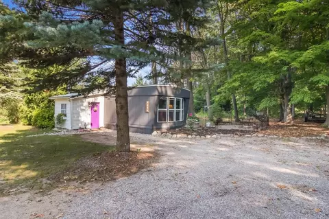 9484 Cedar Run, Traverse City, MI 49684