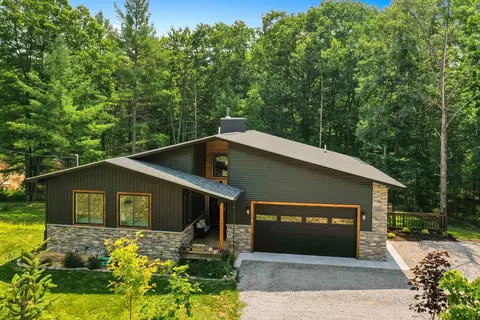 5310 Trager, Traverse City, MI 49696