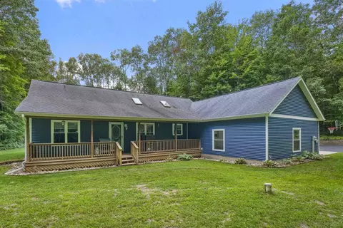 802 E Surrey, Farwell, MI 48622
