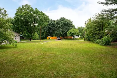 406 E Sixth, Clare, MI 48617 photo 9