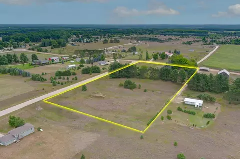 8280 Kingsley, Kingsley, MI 49649