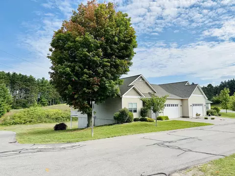 4615 Black Bear, Traverse City, MI 49685
