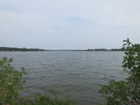 1018 Channel, Lake Isabella, MI 48893