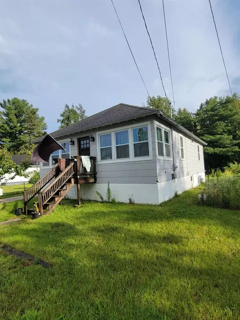 615 Fourth, Tawas City, MI 48763