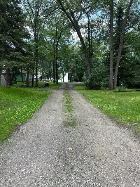 1018 S 12th, Au Gres, MI 48703 photo 3