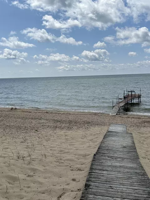 1018 S 12th, Au Gres, MI 48703 photo 4