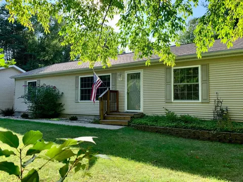 1286 Ryans Pond, Grawn, MI 49637