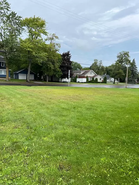 120 Emerson, Ithaca, MI 48847 photo 4