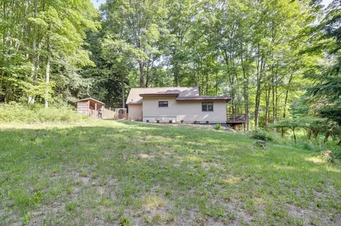 8242 S Sullivan, Cedar, MI 49621 photo 6