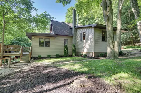 8242 S Sullivan, Cedar, MI 49621 photo 5