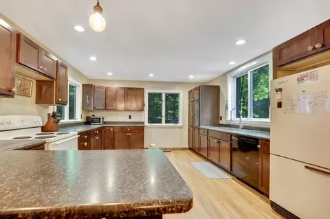 8242 S Sullivan, Cedar, MI 49621 photo 12