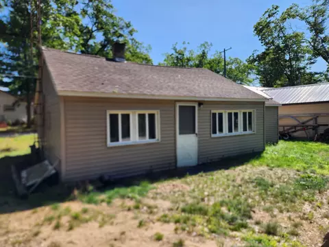 1823 Court, National City, MI 48748