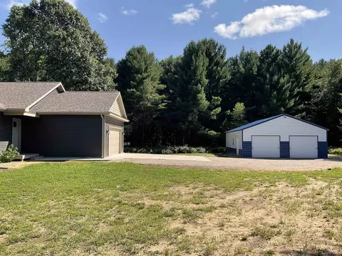 4751 Betsie Riv, Interlochen, MI 49643
