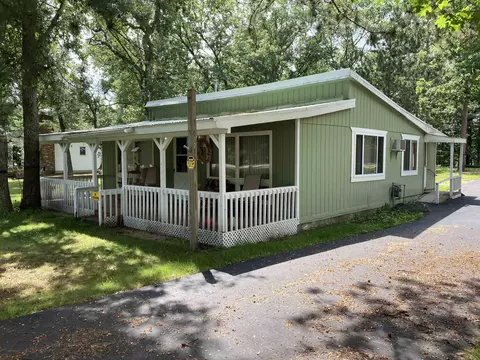 1915 Indian Lk, National City, MI 48748
