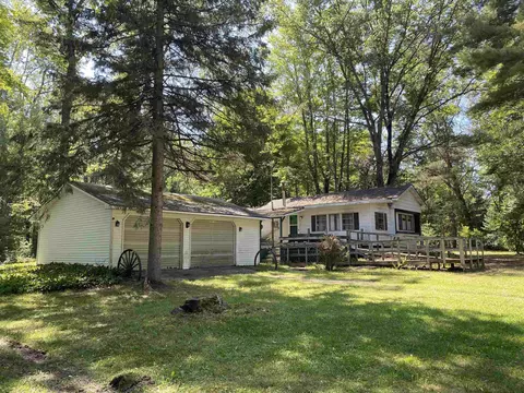 6241 Slosser, Hale, MI 48739