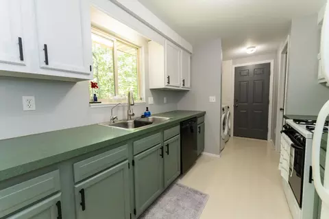 5225 King Richards, Gladwin, MI 48624 photo 16