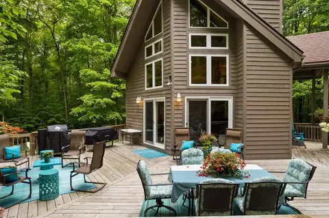 4640 Praise Him, Bellaire, MI 49615