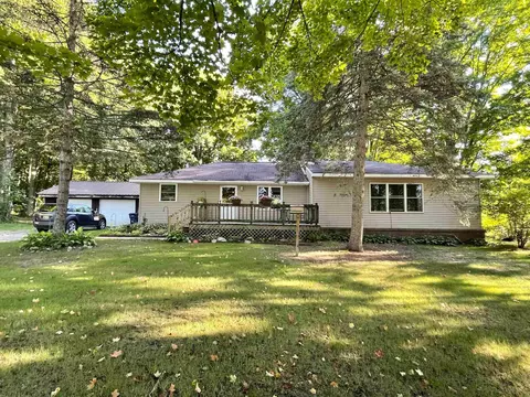 4809 W Phelps, Lake City, MI 49651