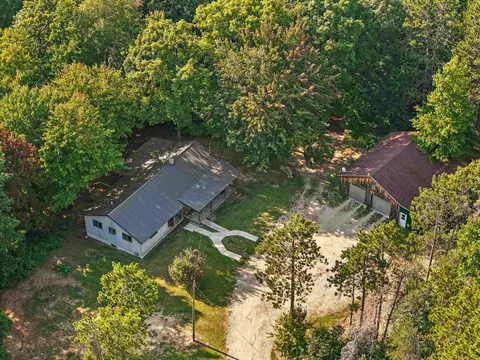 4871 85th, Evart, MI 49631