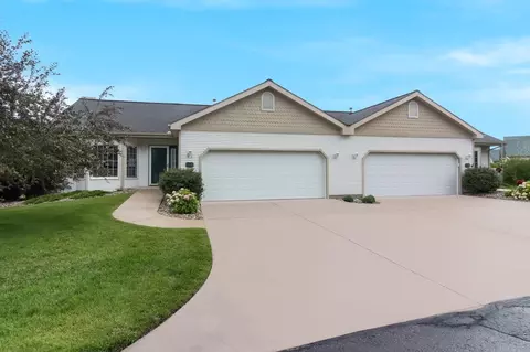 337 Golfview, Elk Rapids, MI 49629