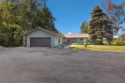 200 Sunset, Frankfort, MI 49635