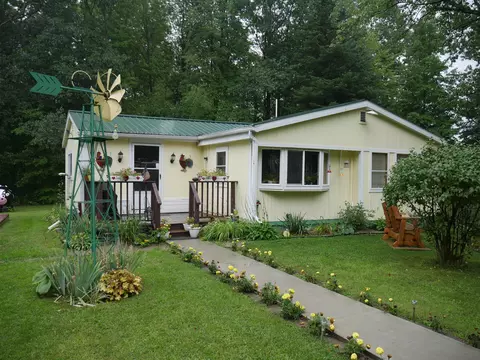 8720 Ora Lk, Hale, MI 48739