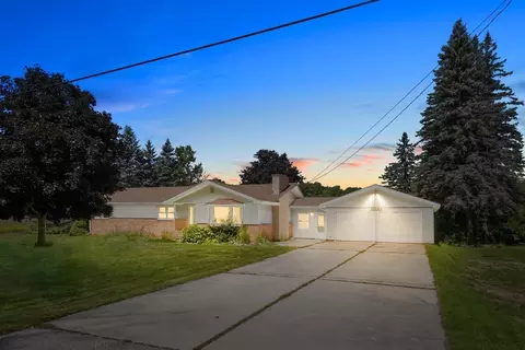 10169 36 12, Cadillac, MI 49601