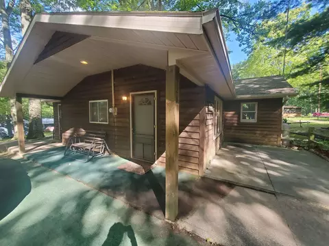 5281 Park, Harrison, MI 48625 photo 2