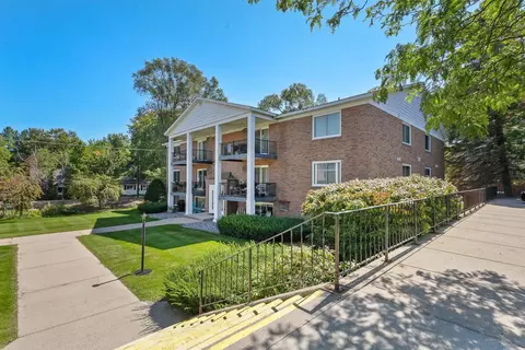 550 Georgetown #10, Traverse City, MI 49684