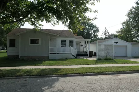 128 N Un, Ithaca, MI 48847