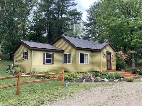 9885 Skiver, Traverse City, MI 49685
