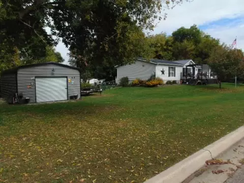122 Hill, Alma, MI 48801