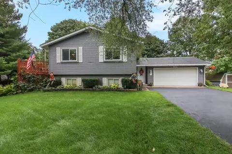 3008 Pineview, Traverse City, MI 49684