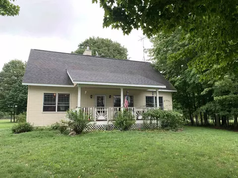 789 S Weldon, Beulah, MI 49617
