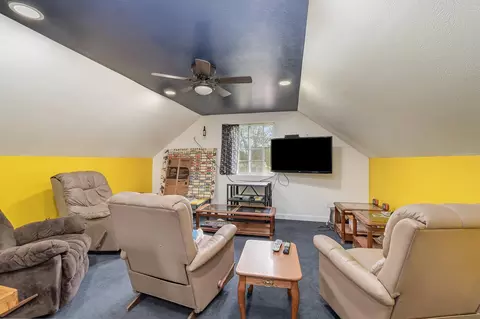 484 W Wright, Shepherd, MI 48883 photo 28