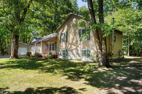 10350 Gray Fox, Interlochen, MI 49643