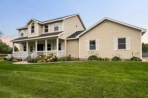 180 Sunset, Frankfort, MI 49635