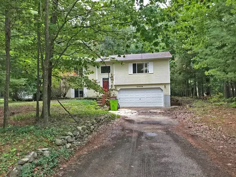 10439 Mud Lk, Interlochen, MI 49643