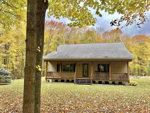 5600 Kolke Crk, Gaylord, MI 49735