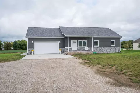 1073 E Blanchard, Shepherd, MI 48883