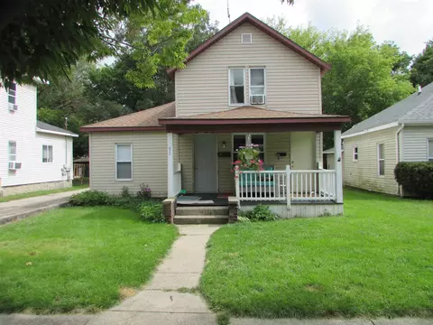 420 N Main #A & B, Mount Pleasant, MI 48858