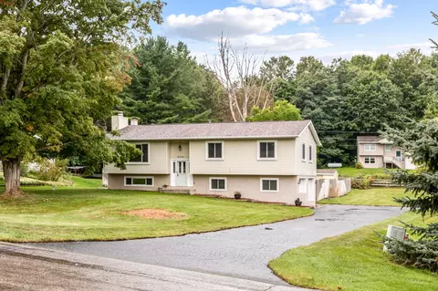 2721 Blue Rdg, Traverse City, MI 49685