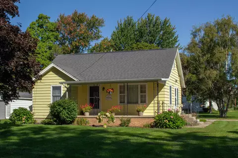151 E Cottage, Shepherd, MI 48883