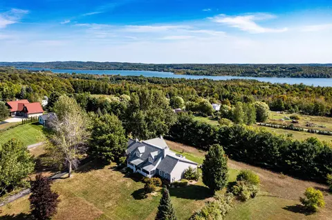 4041 S Whitehill, Cedar, MI 49621