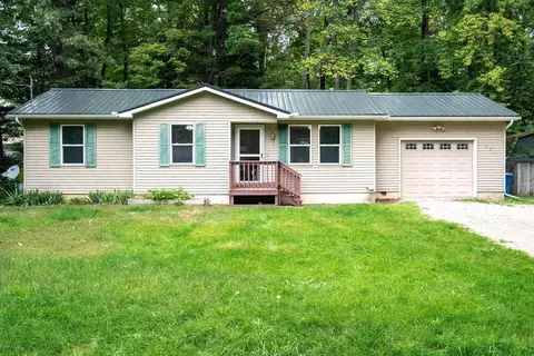 558 W W Cp, Sanford, MI 48657